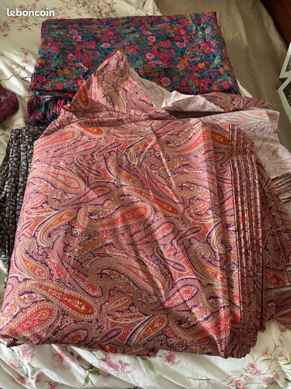 Liberty of London - Paisley Park - Tana Lawn (image 2)