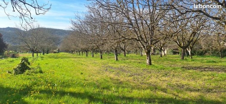 Terrain 1 650 m² Saint Sozy