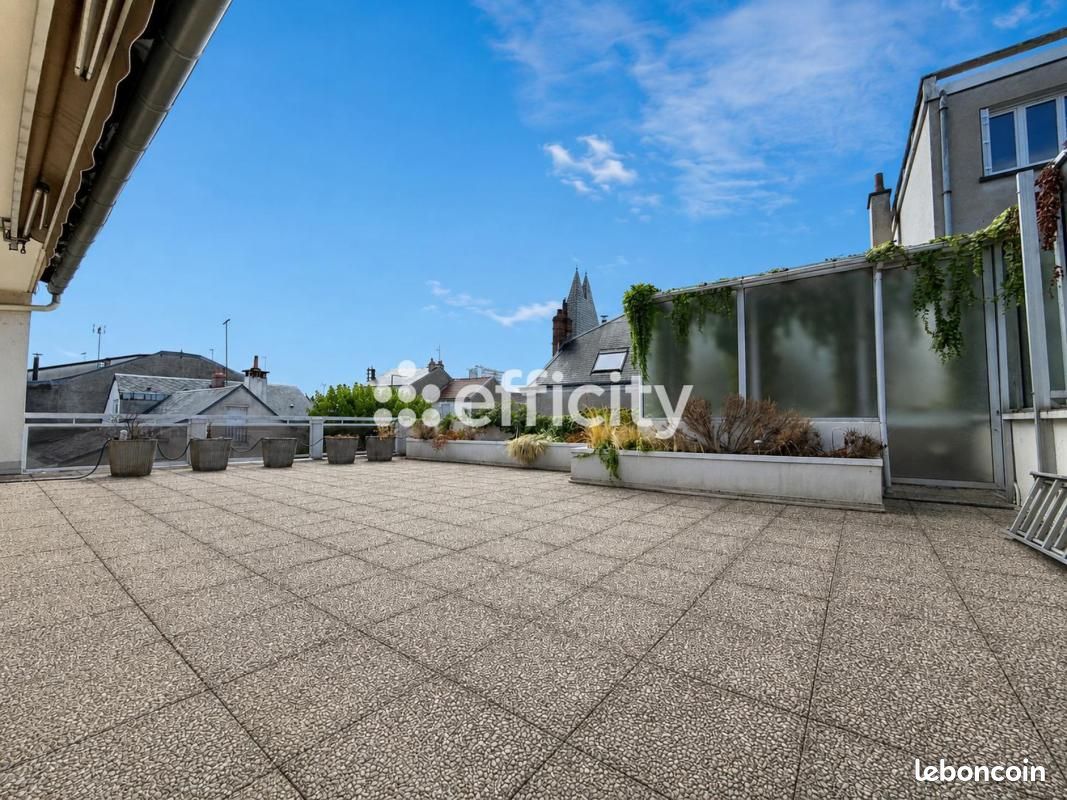 Maison 4 pièces 129 m² · à Tours · 129 m² · 350 000 €
