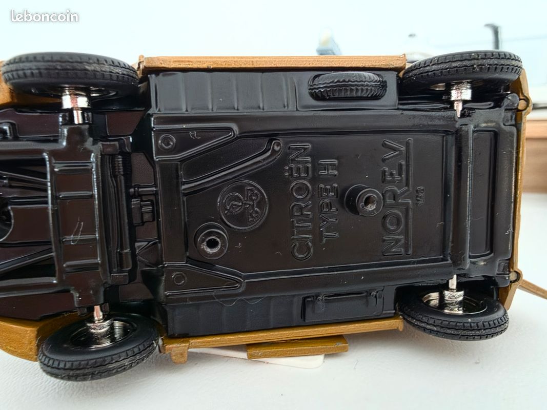 Citroën Type H "L'Antésite" 1/43 Norev (image 9)