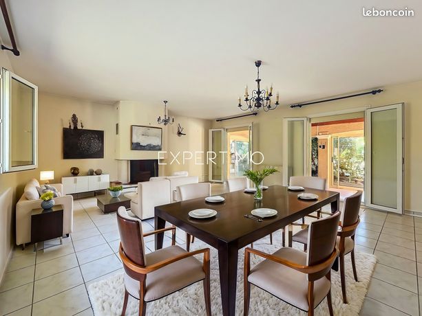 Villa 4 pièces 141 m²