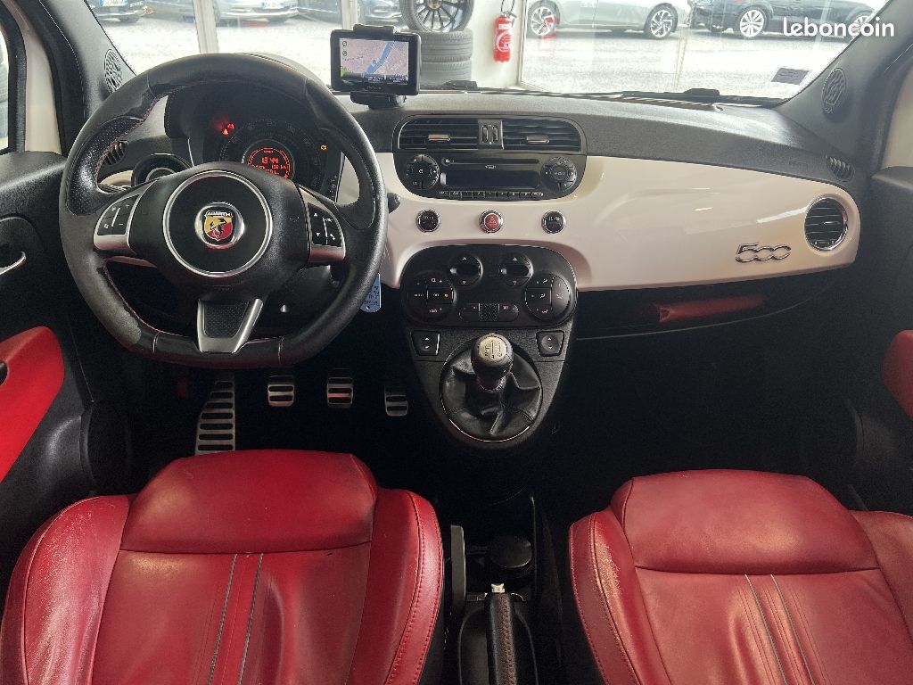 Abarth 500 1.4 16V T-Jet 135 ch (image 5)