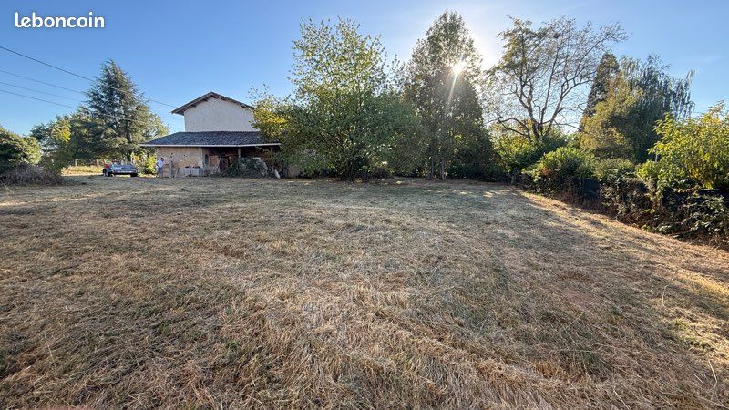 Maison 5 pièces 100 m² · à Saint-Clair-de-la-Tour · 100 m² · 180 000 €