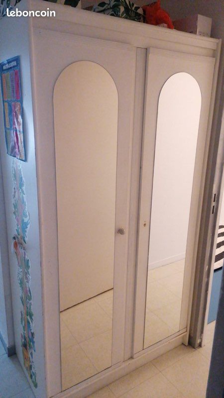 Armoire de rangement (image 1)