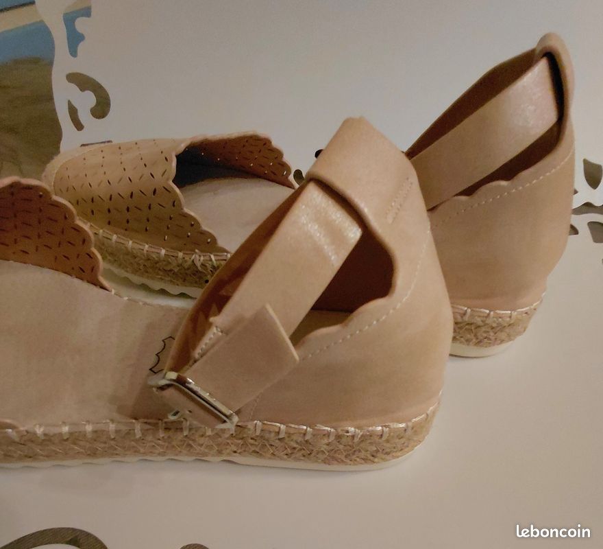 Espadrilles neuves (image 5)