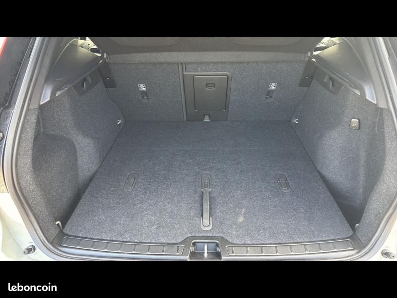 Volvo XC40 B4 197ch Ultimate DCT 7 (image 7)