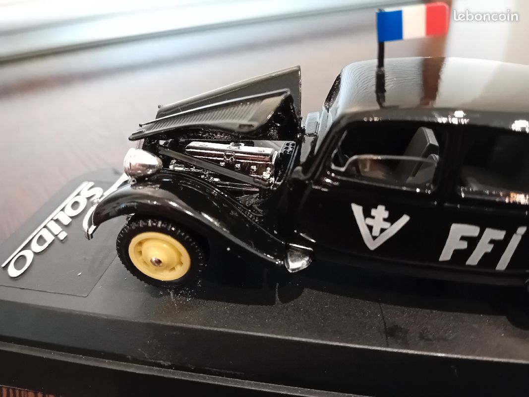 Véhicule militaire solido Citroën traction (image 8)