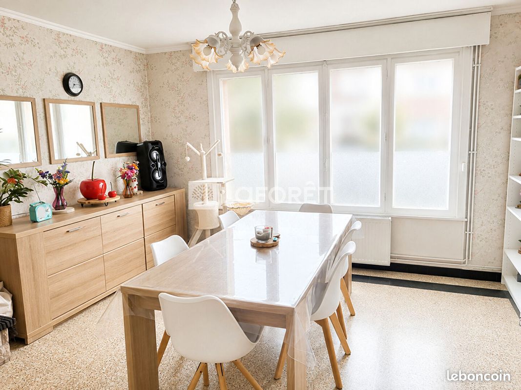 Maison 5 pièces 97 m² · à Neuville-en-Ferrain · 97 m² · 209 000 €