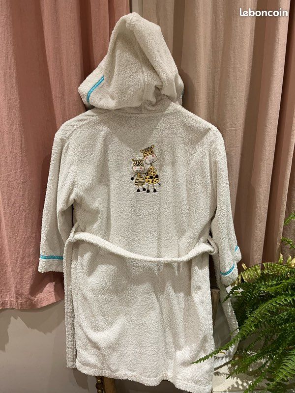 Peignoir enfant garçon ou fille Carré blanc Vêtements