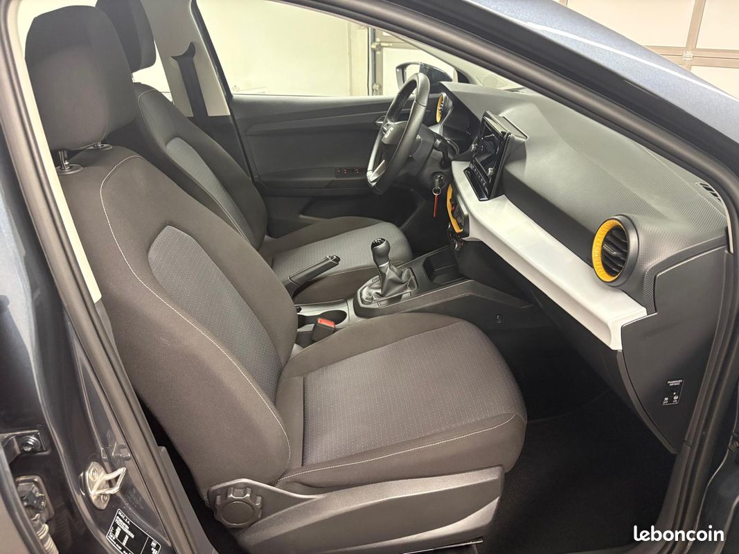 SEAT Ibiza 1.0 TSI 95 ch S/S BVM5 Business (image 23)