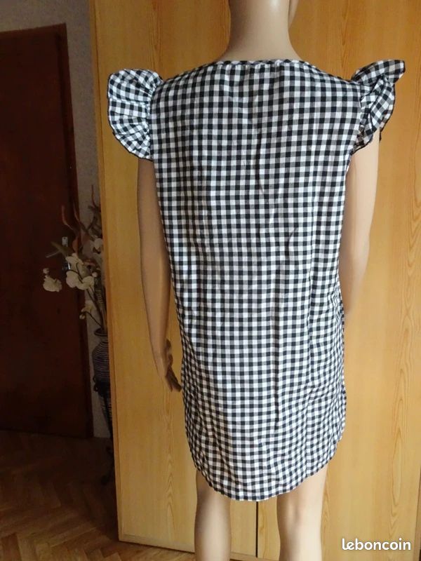 ROBE légère à CARREAUX NOIRS/BLANCS T. 38 NEUVE (image 5)