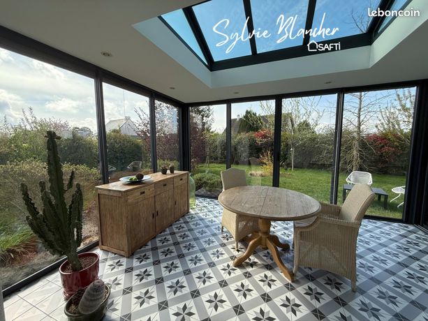 Propriété 6 pièces 145 m²