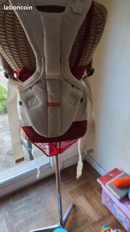 Porte bébé stokke (image 1)