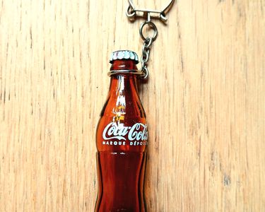 Porte-clés Miniature Bouteille Coca-Cola En Verre – Vintage – Occasion