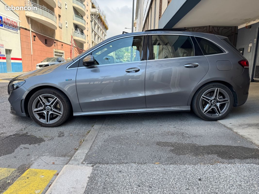 MERCEDES CLASSE B 250 e 1.3 l 160CV 8G-DCT AMG Line Edition-Toit ouvrant Panoramique- Carpaly- Boule de remorque- suiv (image 8)