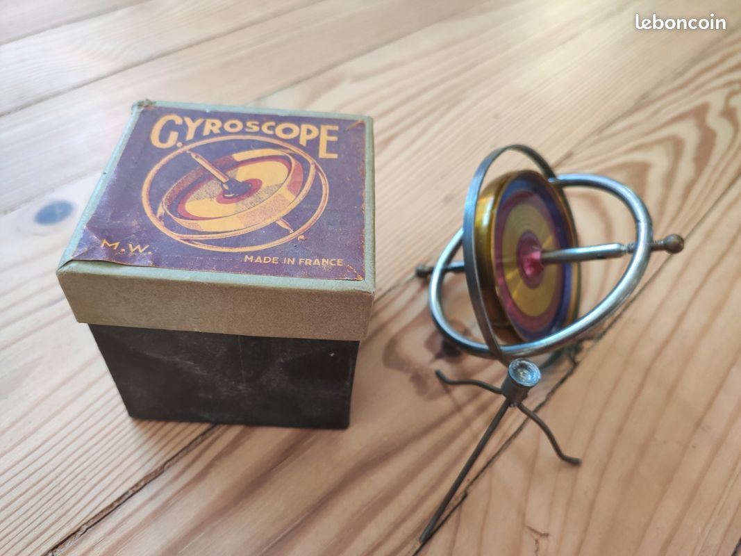 Corps Tournant Métal Vintage Avec 3 Crochets - Pêche Shakespeare? - Ancien Méné