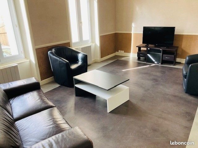Maison 8 pièces 134 m² · à La Gaubretière · 134 m² · 165 000 €