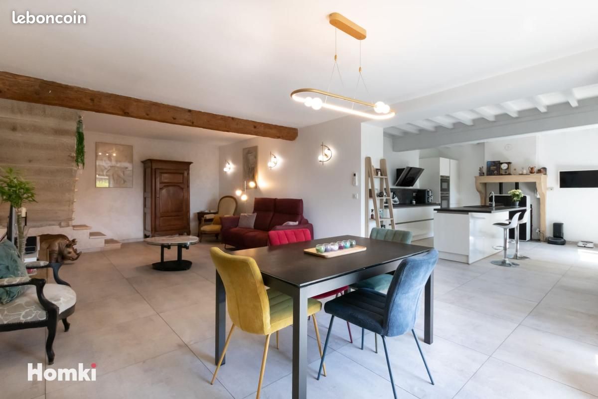 Maison 5 pièces 215 m² · à Lucenay · 215 m² · 460 000 €