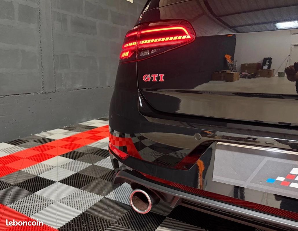 Volkswagen Golf 2.0 TSI 245 GTI DSG BVA (image 23)