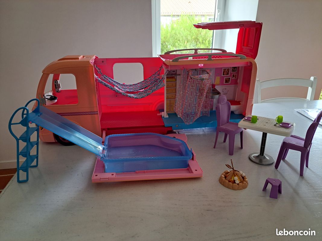 Camping-car Barbie (image 1)