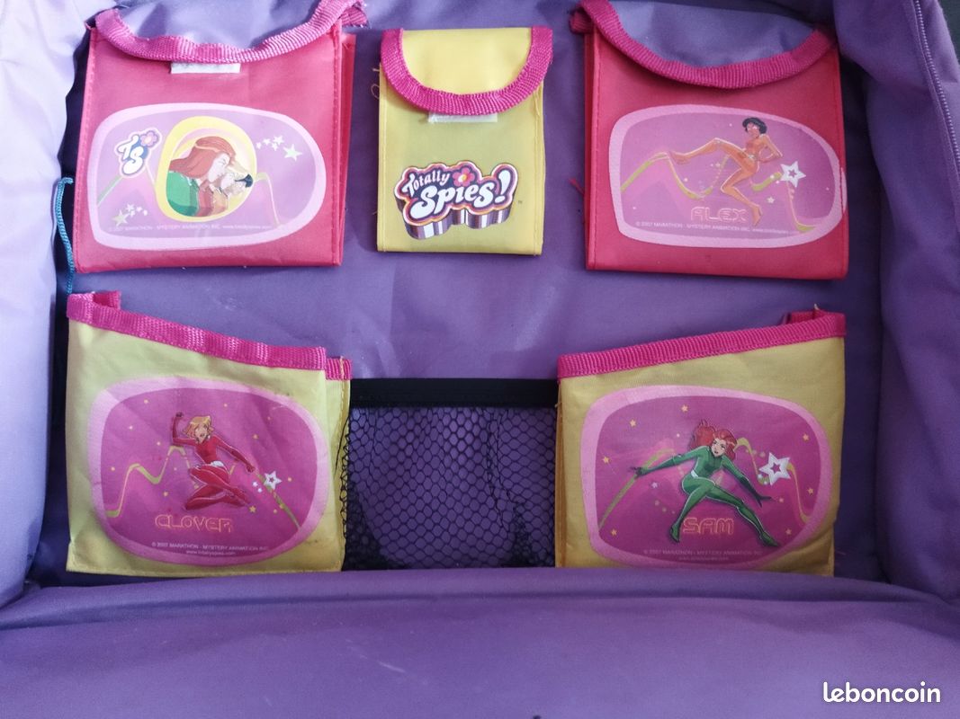 Sac à Dos Totally Spies 2007 - Cartable Rose - Occasion Bon état - Marathon Média