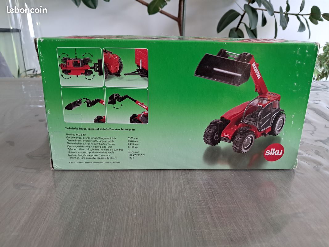 Tondeuse faucheuse à grande couverture Claas 1:32