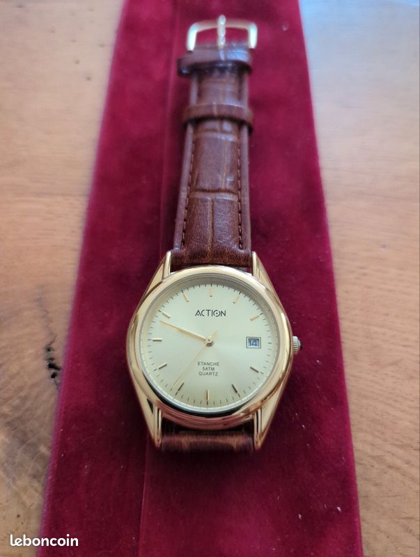 Montre Vintage Advance Quartz L45T - Avec Boîte Et Notice D'origine - Occasion - Style Rétro