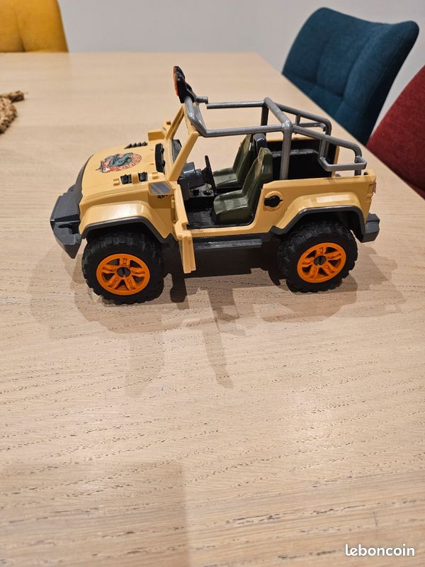 4x4 (image 1)