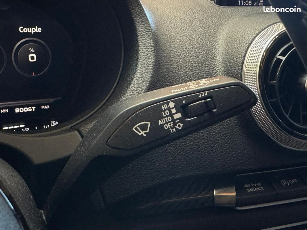 AUDI RS3 SPORTBACK 2.5 TFSI 400 S tronic 7 Quattro - Toit ouvrant - Caméra de recul - Bang et olufsen - Sièges chauffants (image 20)