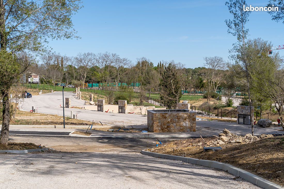 Terrain 244 m² Assas · 139 000 €
