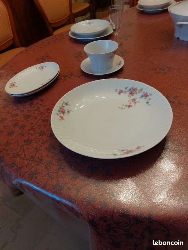 Service 57 pièces en porcelaine (image 8)
