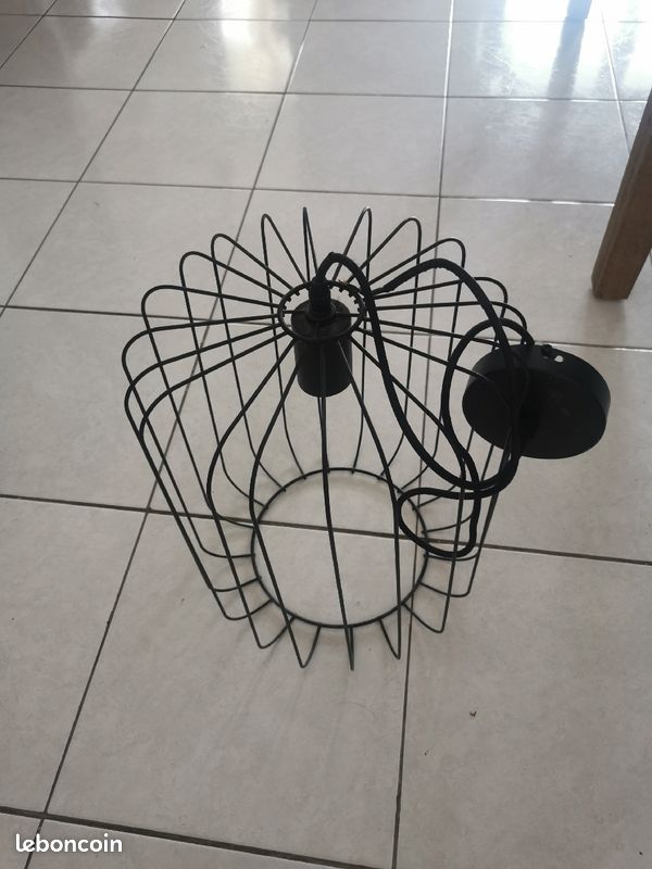 Suspension éclairage (image 1)