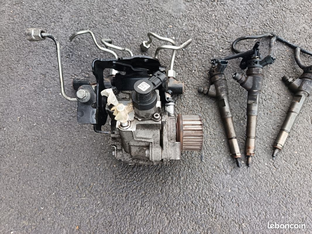 Pompe à Carburant (moteur De Pompe) Pour Nissan NV200, Renault Clio IV, Captur 1.5 DCi - Référence F80000114