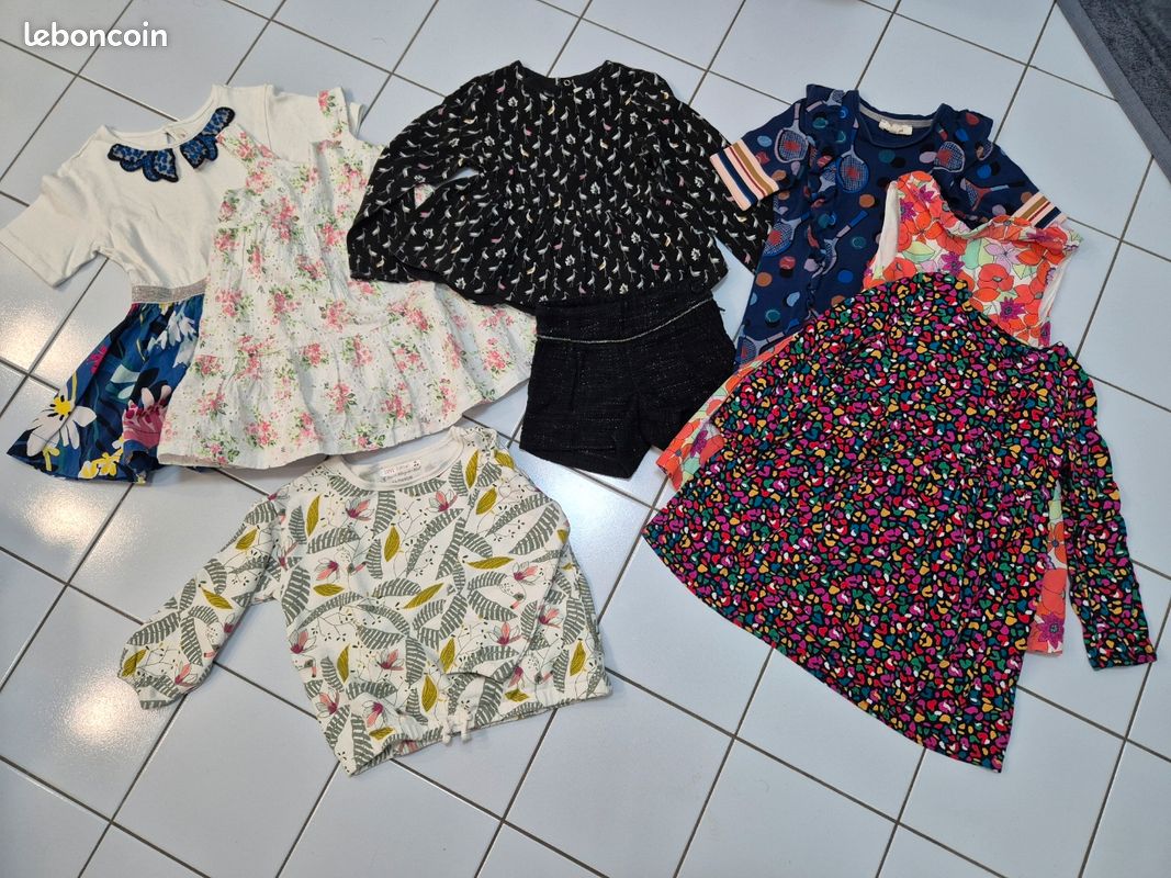 Lot vêtements fille 4 ans (image 1)