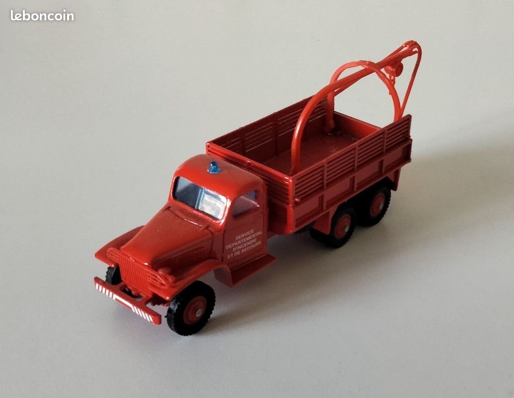 Camion miniature de pompier 32 échelle 1:50 "GMC 6x6 CCKW353" (image 2)