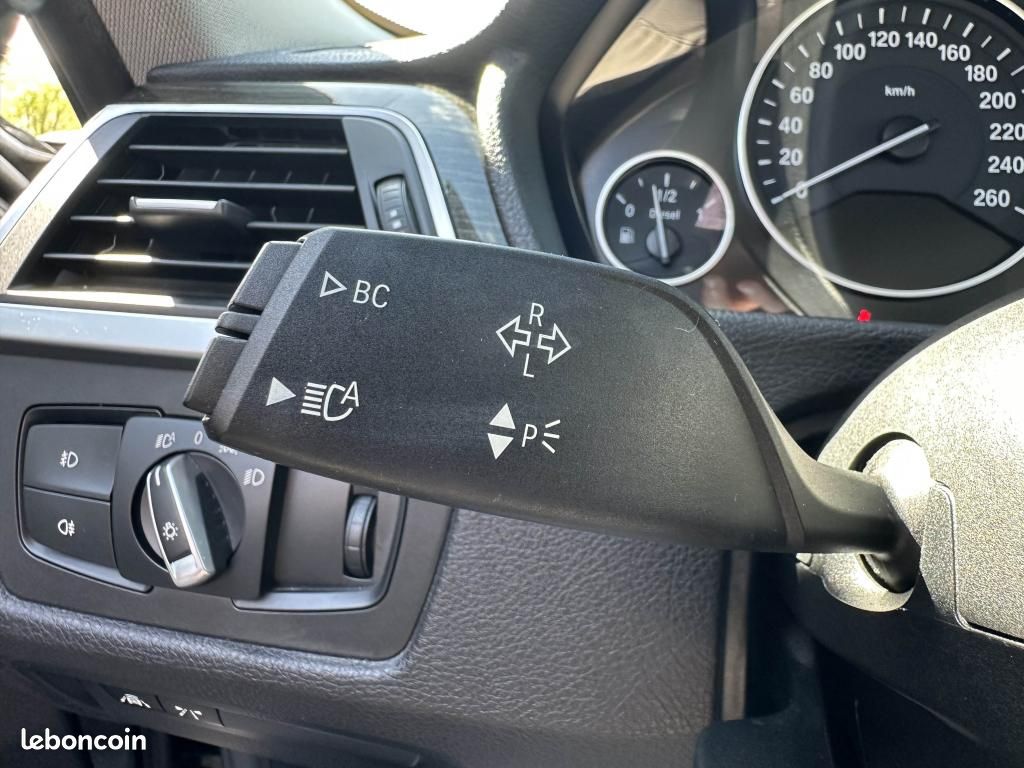 BMW SERIE 3 320d Luxury BVA8 F30 (image 16)