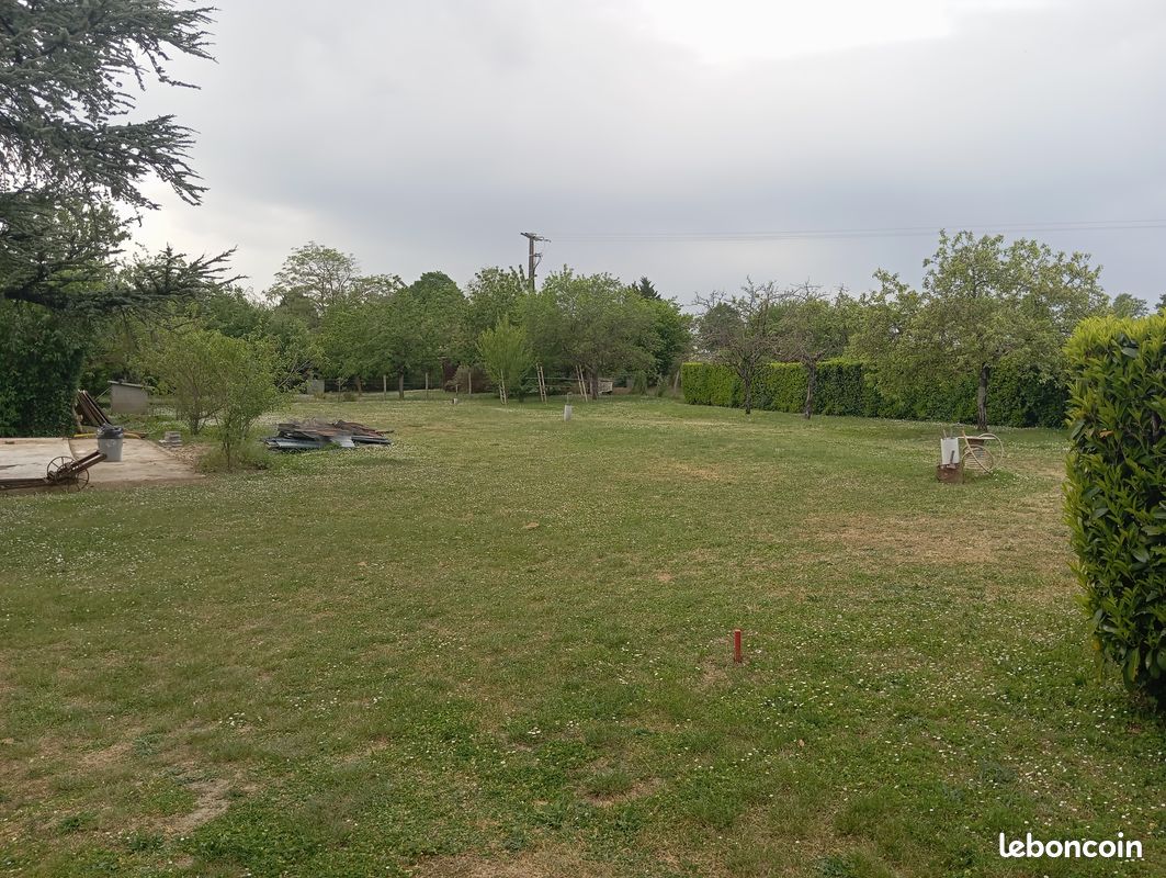 Vente d'un terrain · à Déols · 50 000 €