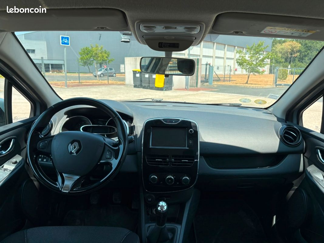 Renault clio lV 1.5dci 75ch Buissnes eco2 (image 2)