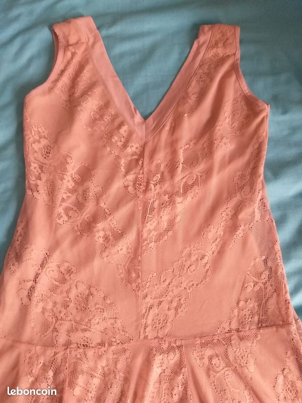 Robe H&M taille 38 (image 2)
