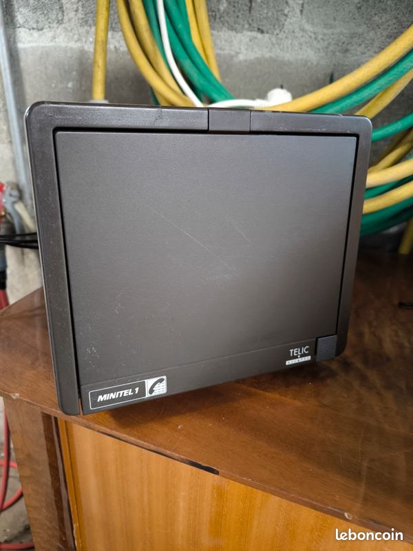 Minitel 1 Telic Alcatel – Vintage 1986 – État Exceptionnel
