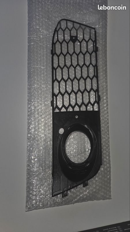 Grille anti brouillard droite audi a4 b8 (image 1)