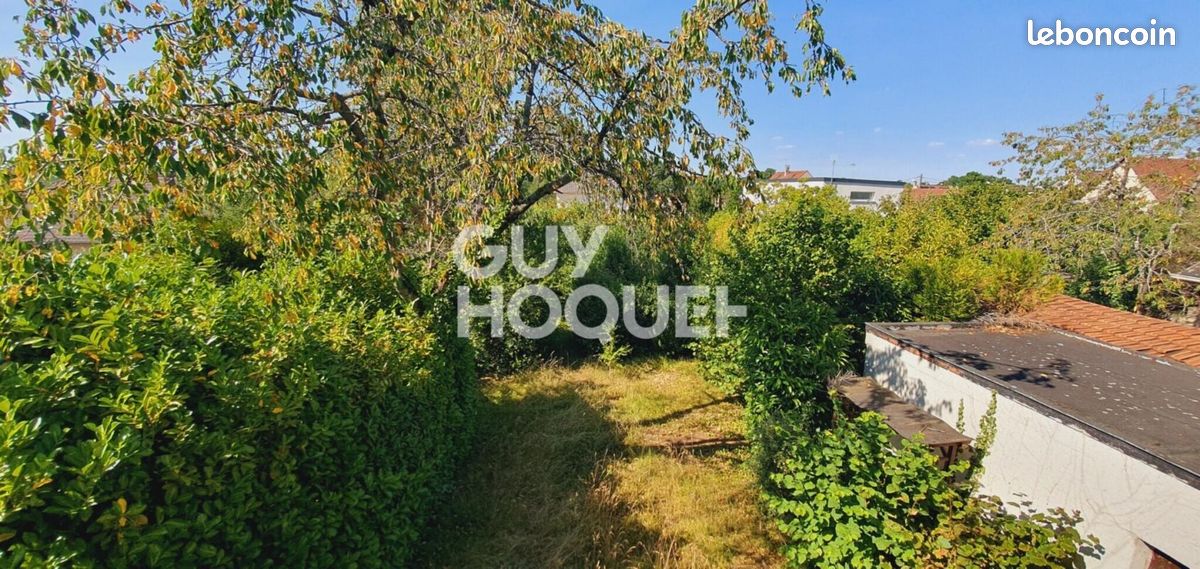 Maison 5 pièces 95 m² · à La Ville-du-Bois · 95 m² · 320 000 €