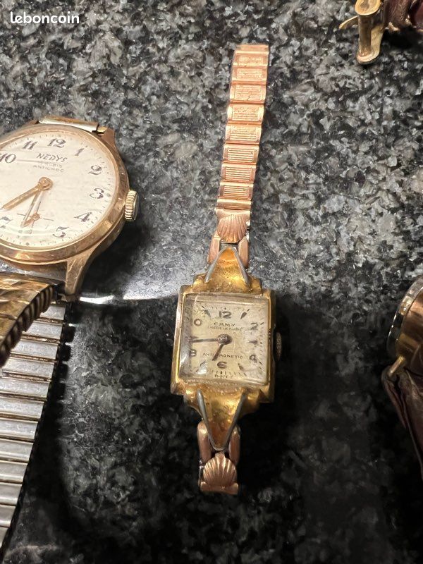 Lot De 4 Montres Mécaniques Femme Yema à Réviser - Cadrans Dorés, Bracelets Métal