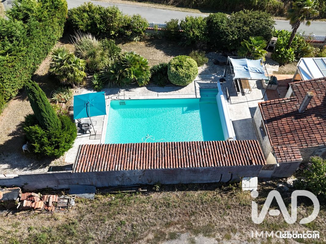 Maison 6 pièces 185 m² · à Trizay · 185 m² · 340 000 €