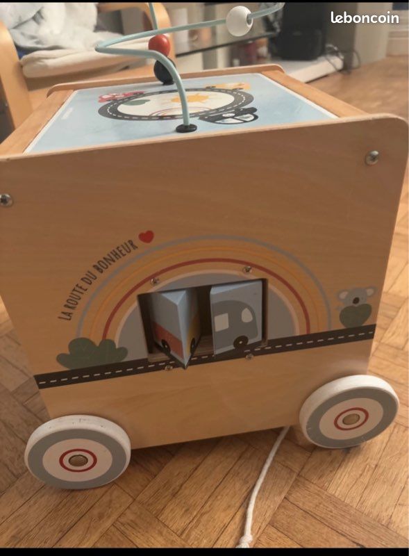 Cube activité bois XL (image 2)