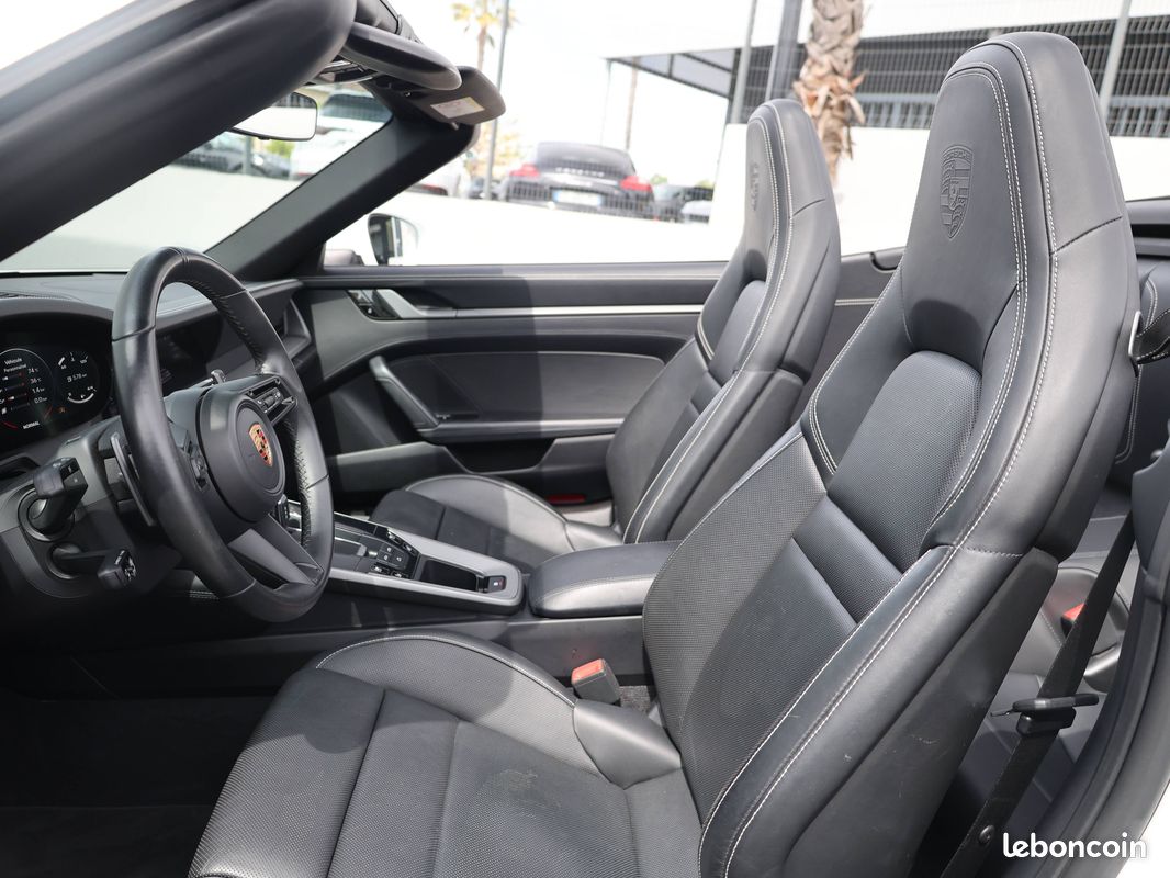PORSCHE 911 Carrera 4S Cabriolet 3.0i 450 PDK (image 9)