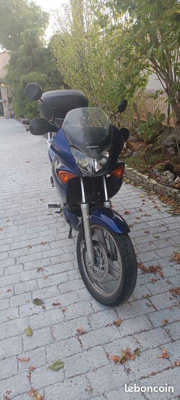 Moto Varadero 125 (image 3)