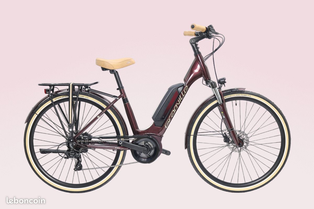 GRANVILLE E-Urban 30 2023 - Disponible à la location | Vélo Vtc Électrique (image 1)