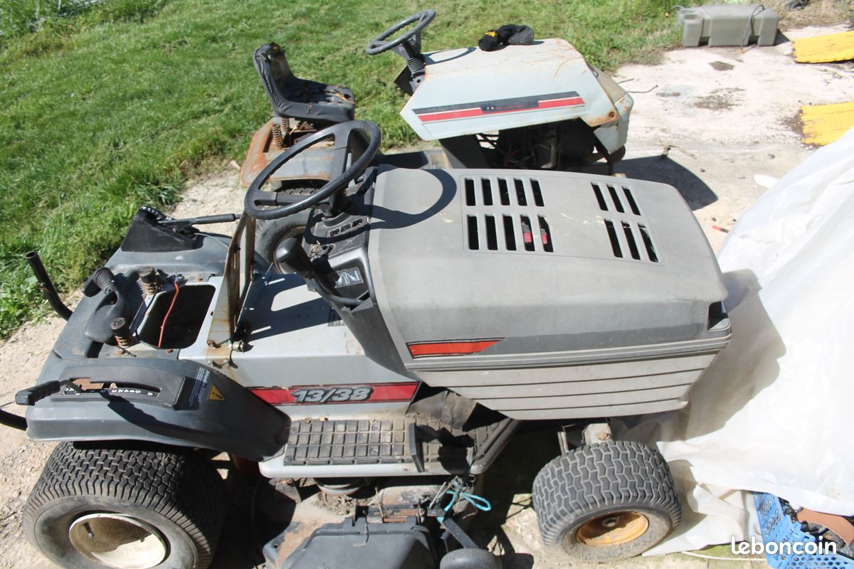 Tracteur tondeuse 13/38 et 12/91 pour pièces moteur briggs et stratton (image 1)