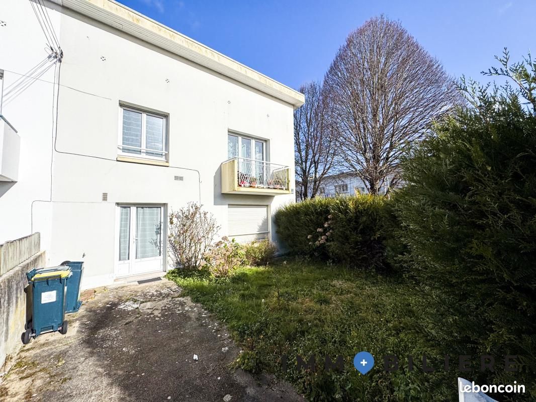 Immeuble 110 m² · à Lorient · 110 m² · 399 000 €